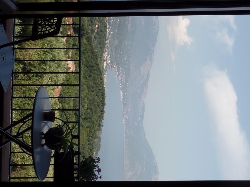 Agrestis Domus Guest House ซานโจวานี อาปีโร ภายนอก รูปภาพ